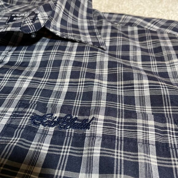 Men's 2XL Ecko Unlimited Short Sleeve Button Down Shirt - Picture 2 of 5